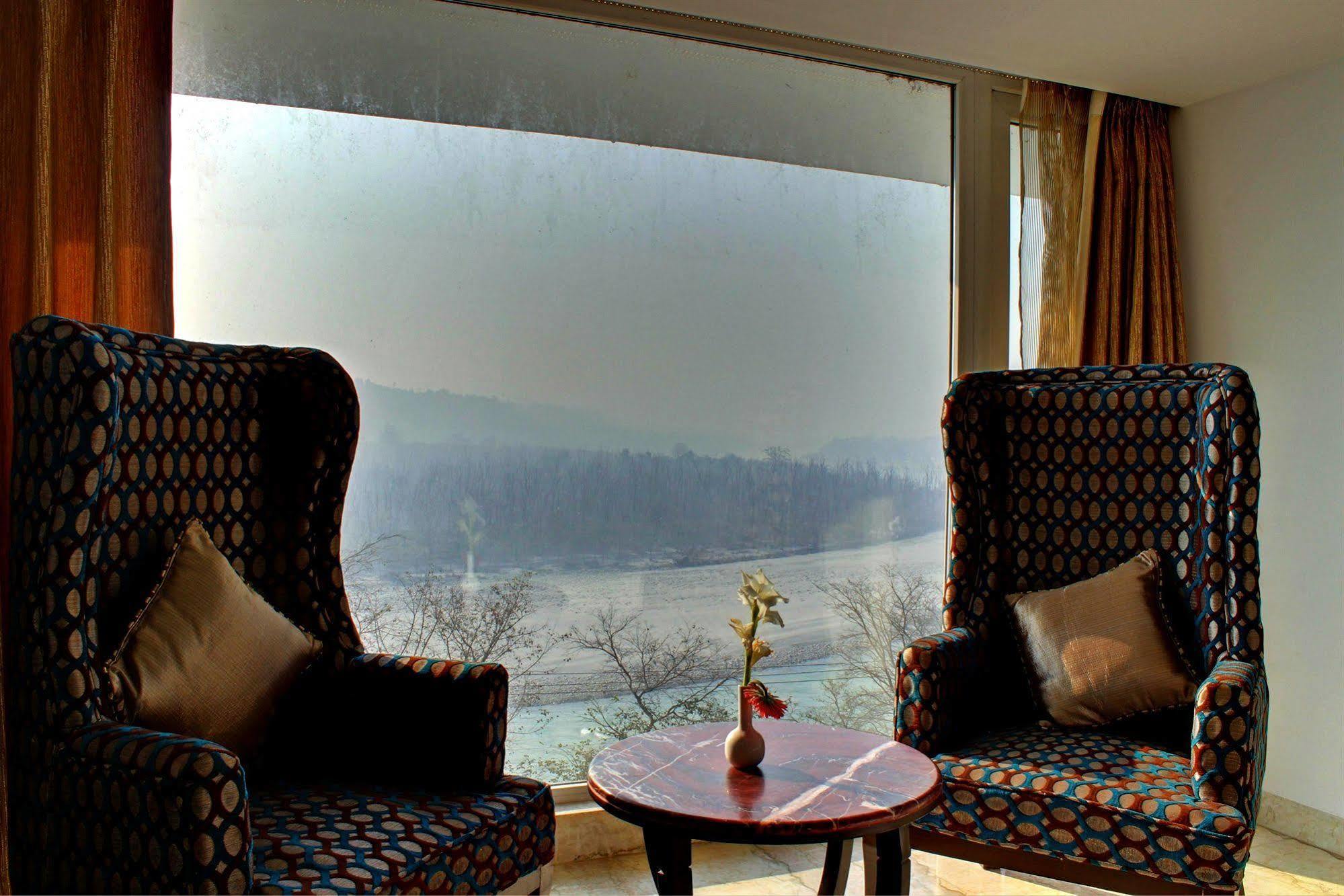 Ellbee Ganga View Hotel Rishīkesh Exterior foto